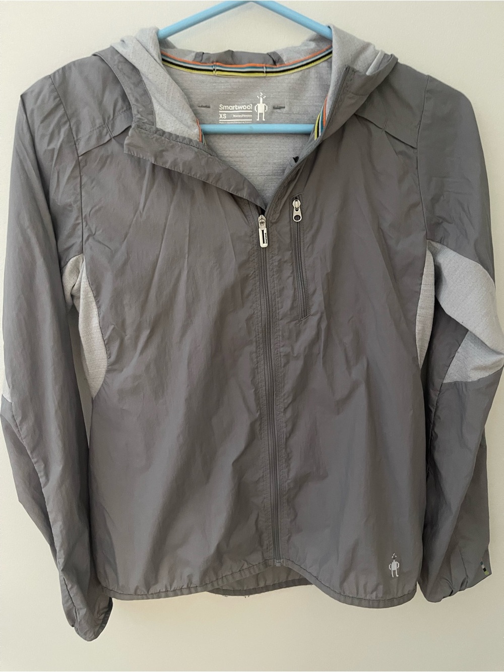 Smartwool Lightweight Gray Hooded Windbreaker